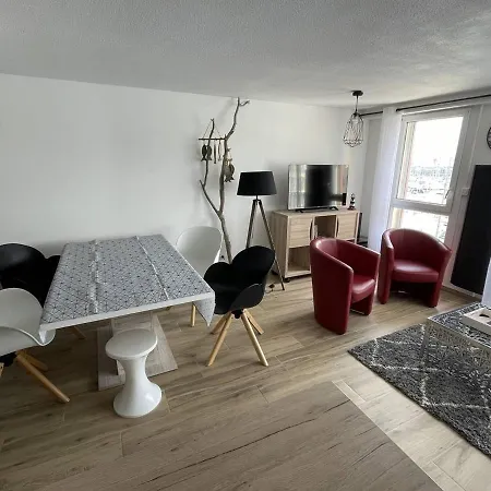 T3 Duplex Avec Terrasse, Parking Et Wi-fi Au Port - Fr-1-723-38 Apartment