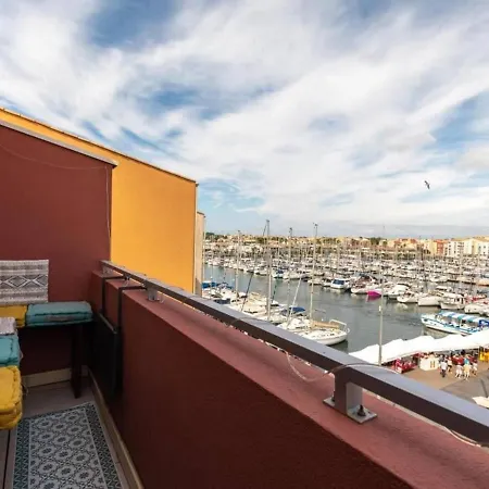 T3 Duplex Avec Terrasse, Parking Et Wi-fi Au Port - Fr-1-723-38 Apartment Agde